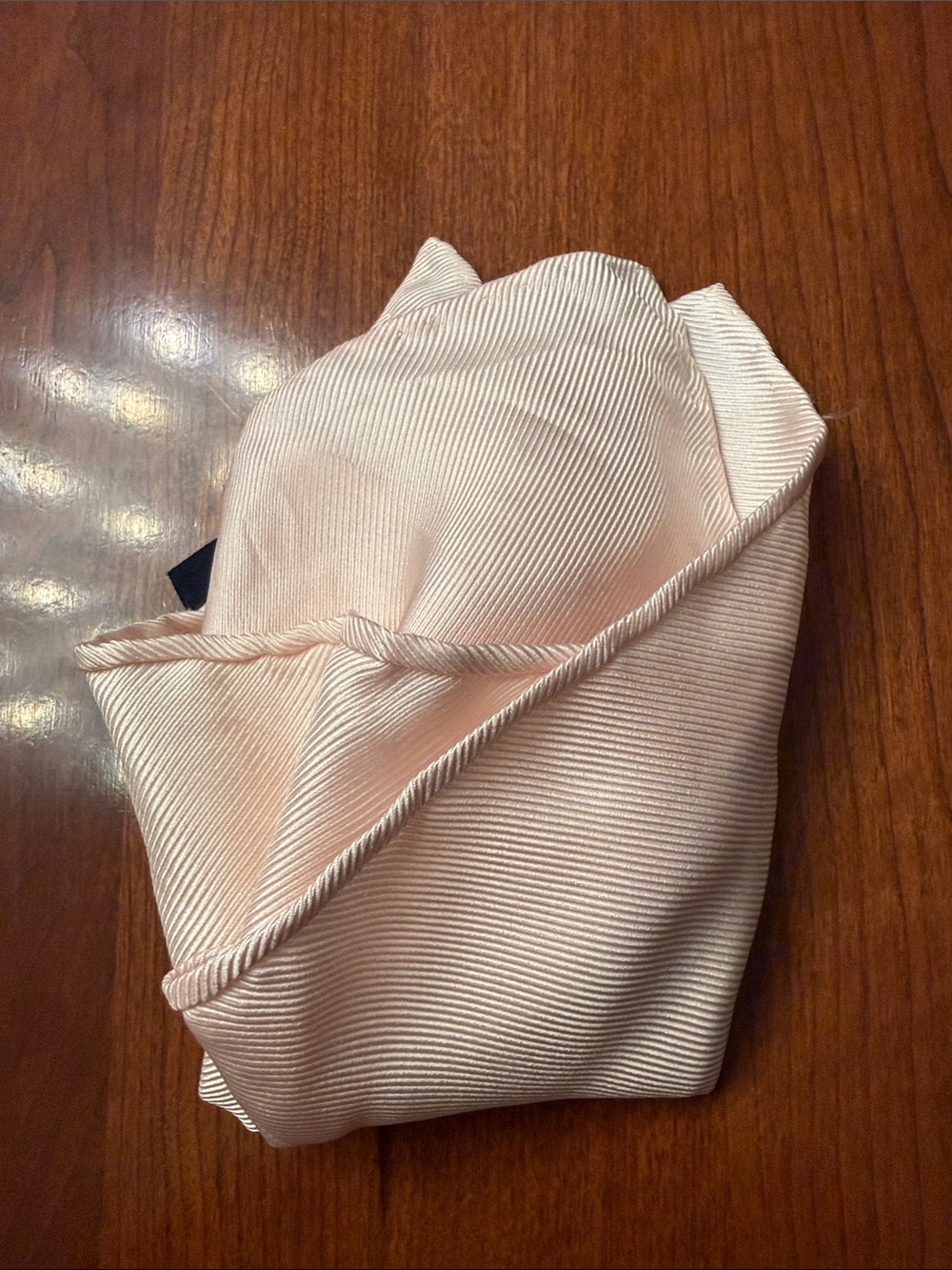 LIMITED EDITION BURBERRY SILK MADE IN ITALY POCKET SQUARE HANDKERCHIEF